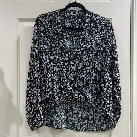 Splendid Tops - Splendid print blouse draped front asymmetrical size small